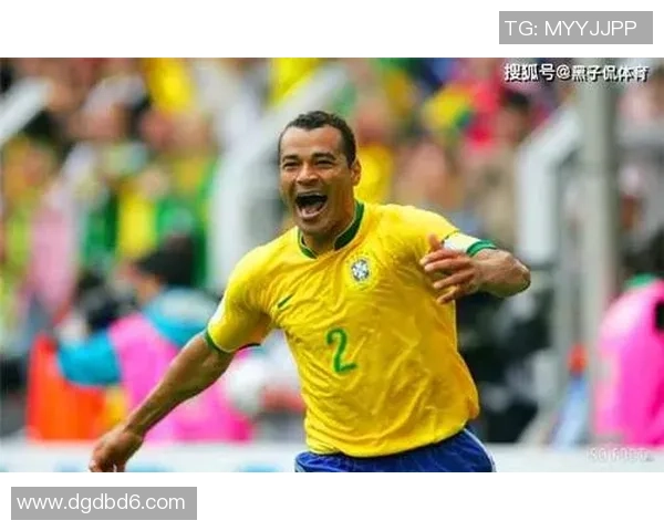 巴西足球传奇:14位最强明星球员的辉煌历程与成就分析 巴西足球传奇:14位最强明星球员的辉煌历程与成就分析